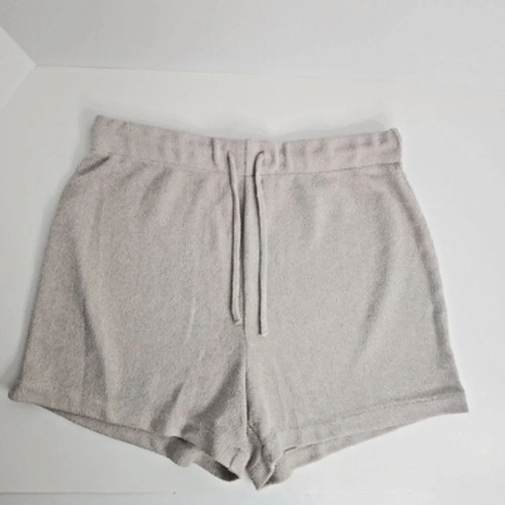 H&M Knit Lounge Shorts Oatmeal Beige Drawstring High Rise Womens Medium
